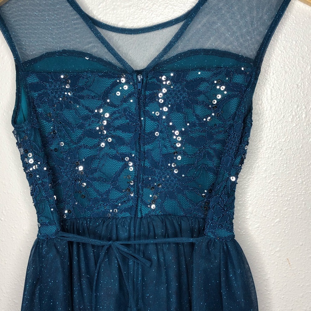Short Formal Dress - Picture 3 of 3